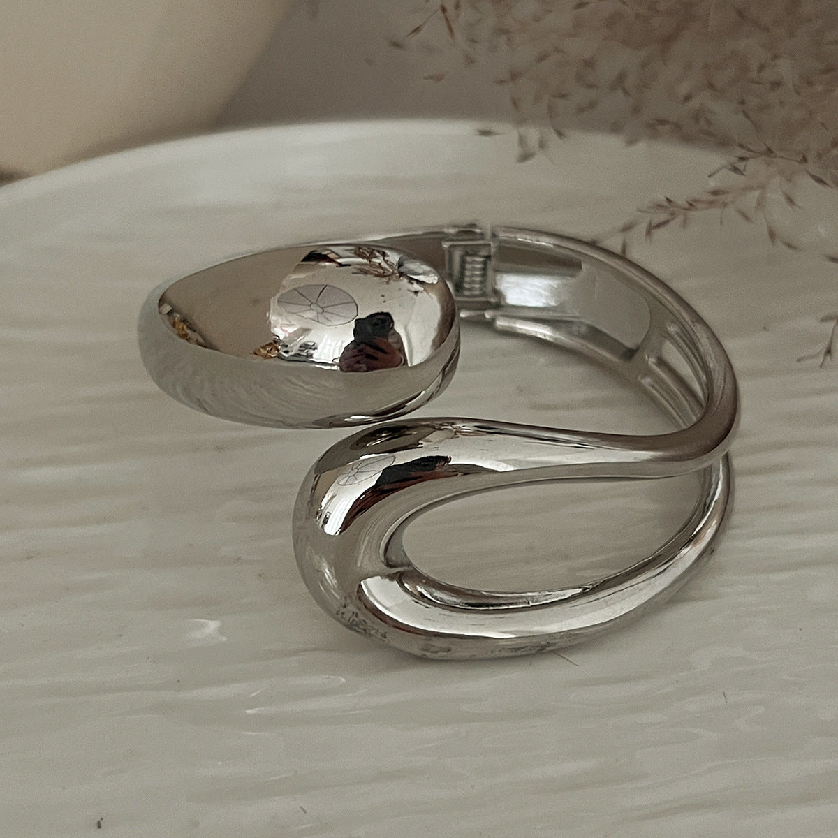 asymmetrisches Armband