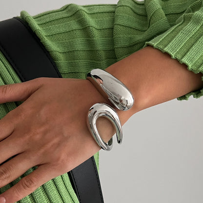 asymmetrisches Armband