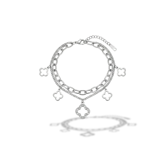 Clover Charm Armband